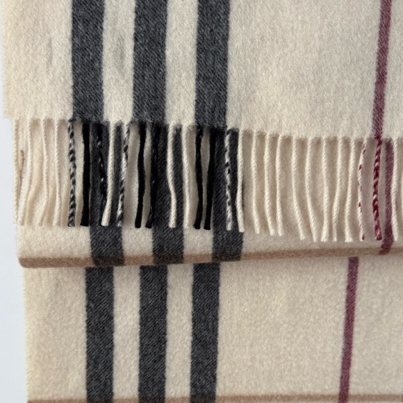 Burberry Plaid Cream Scarf - Picture 2 of 6